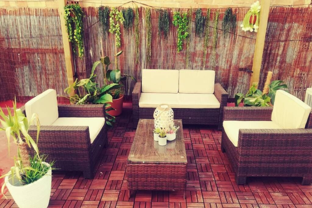 에스풀루게스데로브레가트 M1 Cool Loft 1 Min Walk To Metro 15 Min Center By Metro 아파트 외부 사진